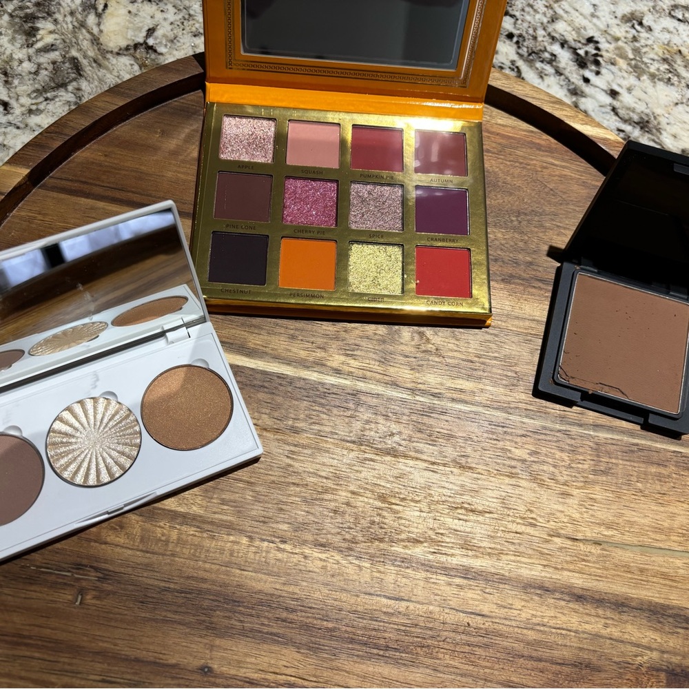 Fall makeup bronzer and Vibrant Eyeshadow Bundle